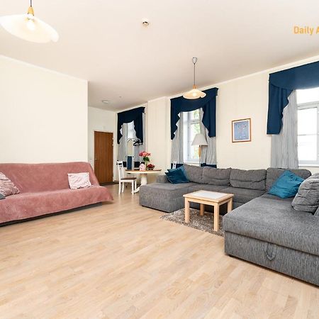 Daily Apartments - Apartment With Bath Tallinn Buitenkant foto