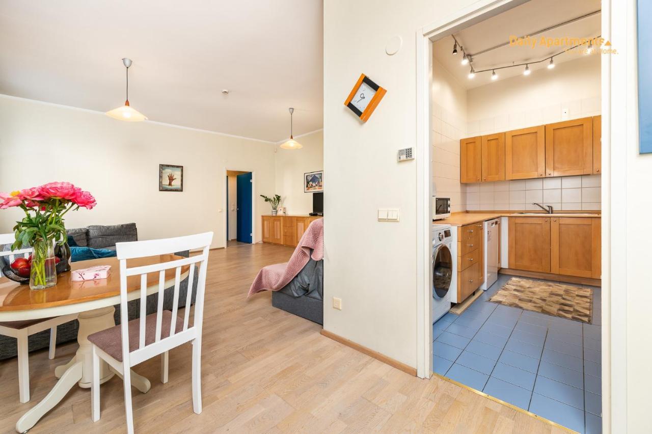 Daily Apartments - Apartment With Bath Tallinn Buitenkant foto