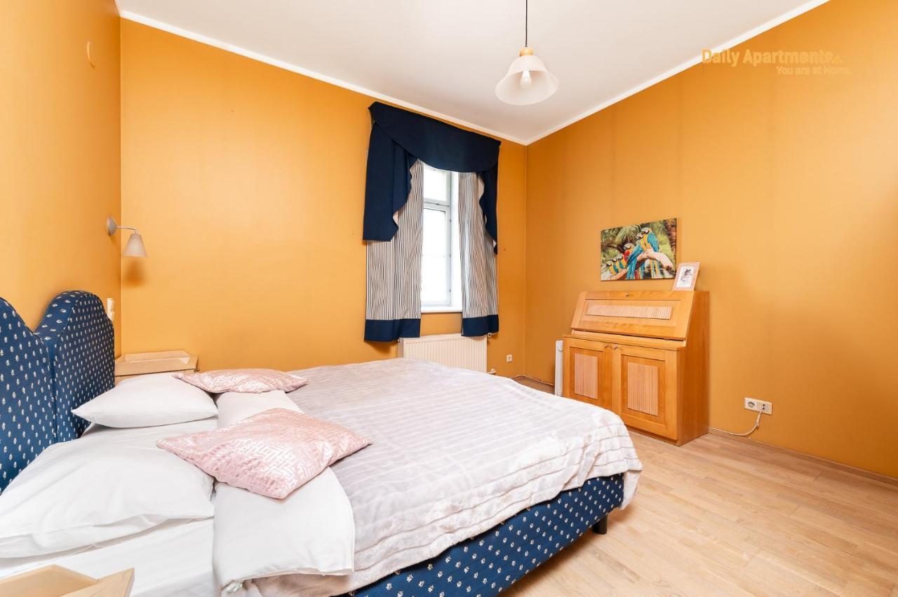 Daily Apartments - Apartment With Bath Tallinn Buitenkant foto