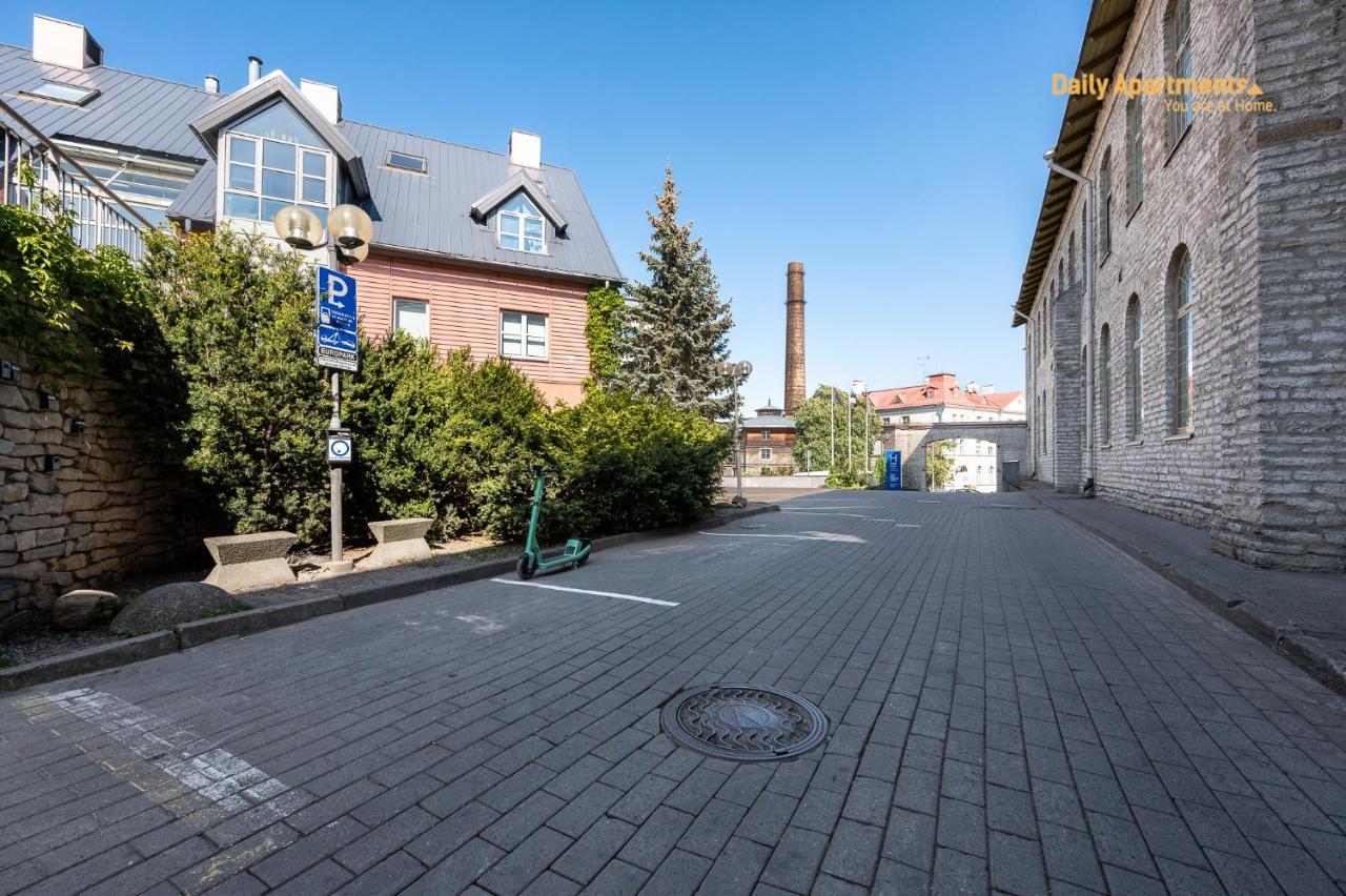 Daily Apartments - Apartment With Bath Tallinn Buitenkant foto